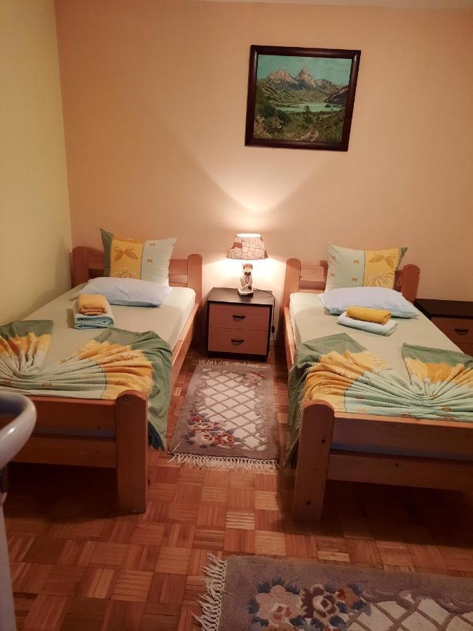 Guest House Rose Smederevska Palanka Esterno foto